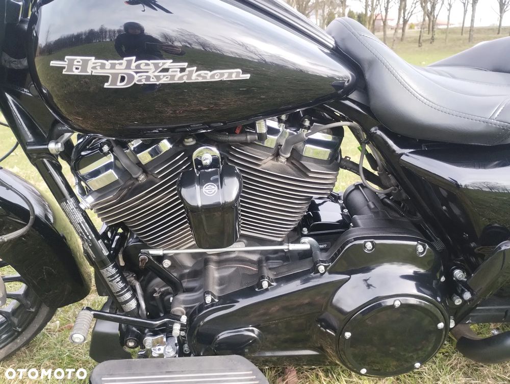 Harley-Davidson Touring Road King - 9