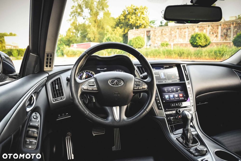 Infiniti Q50 2.0t Premium Executive EU6 - 32