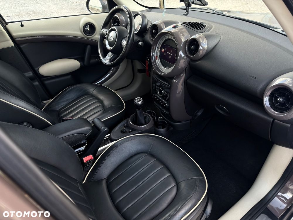 MINI Countryman Cooper D - 18