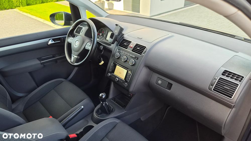 Volkswagen Touran 1.6 TDI DPF BlueMotion Technology Comfortline - 13