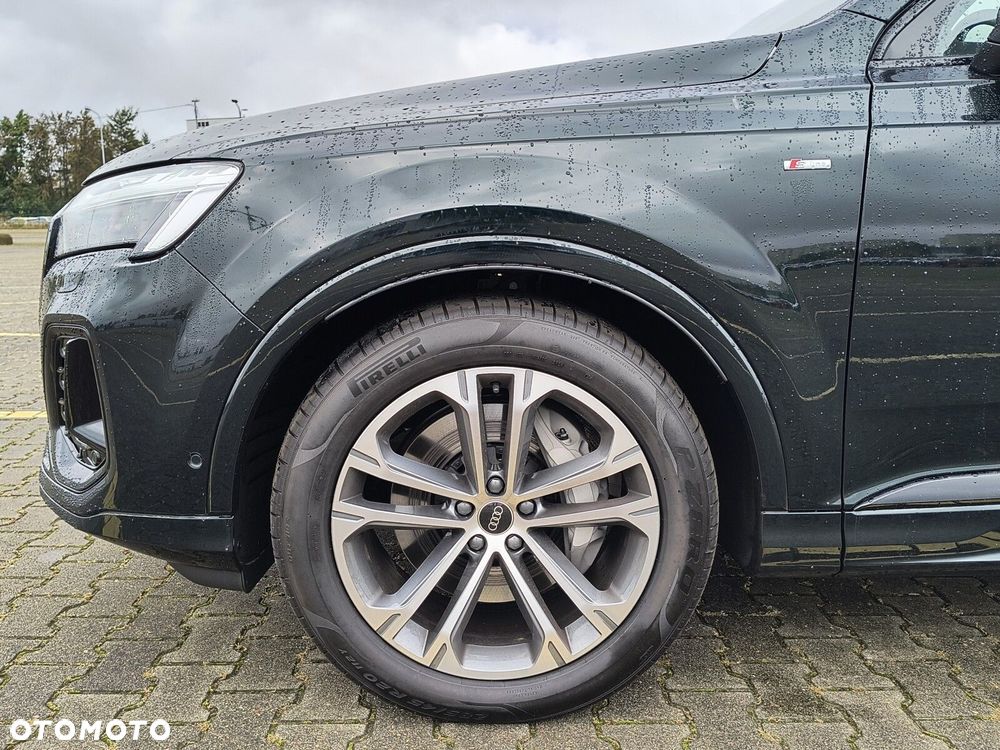 Audi Q7 - 15