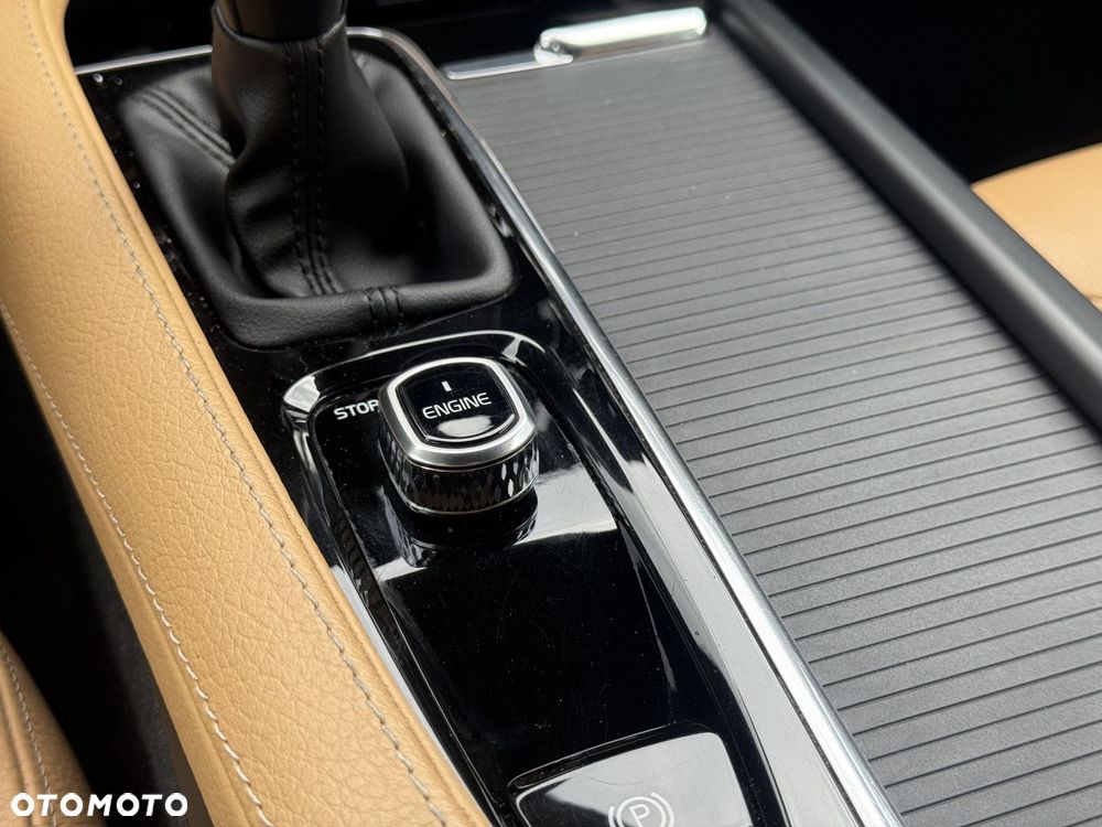 Volvo S90 - 19