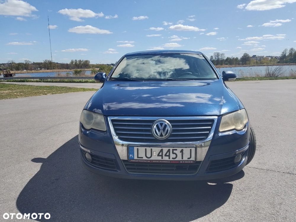 Volkswagen Passat 2.0 TDI Comfortline - 9
