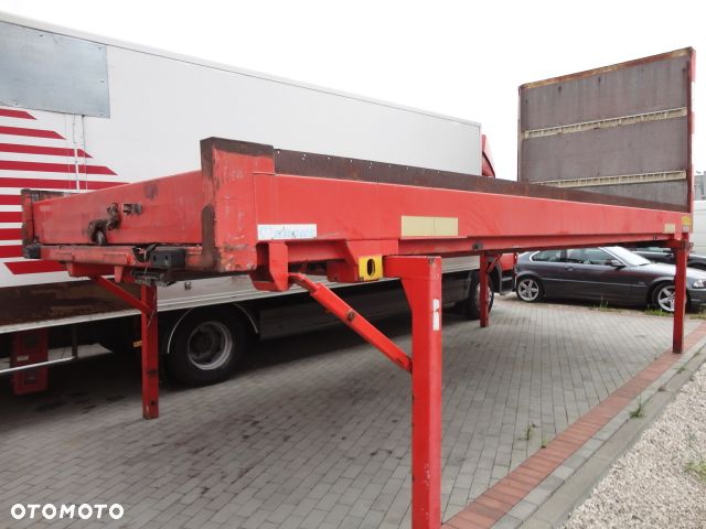 Krone ZABUDOWA BDF - 5