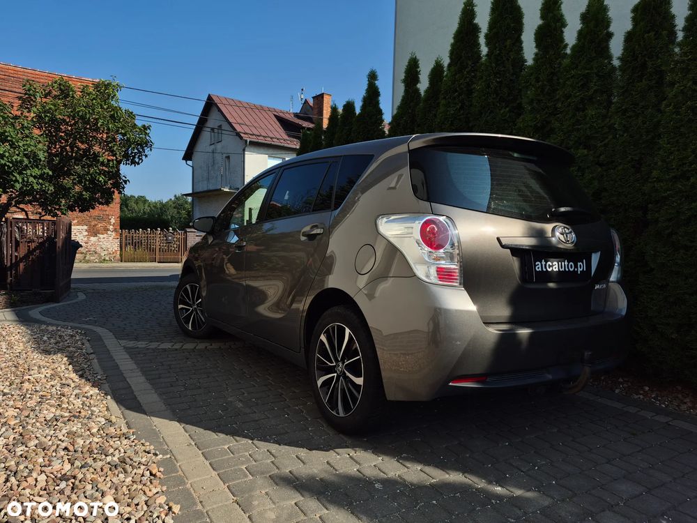 Toyota Verso 1.8 Prestige EU5 MS - 14