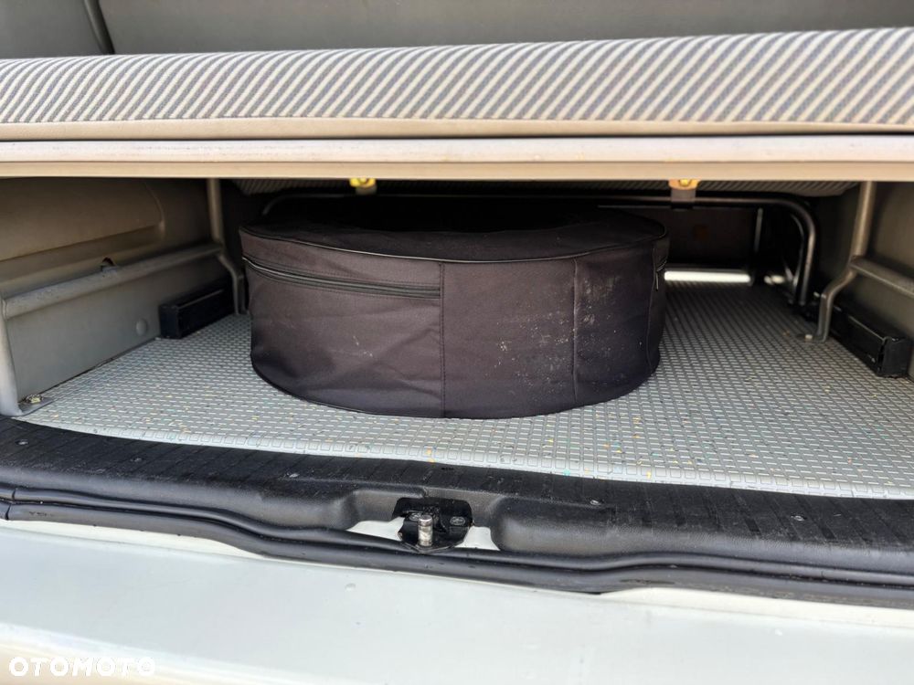 Volkswagen Transporter Mixt - 36
