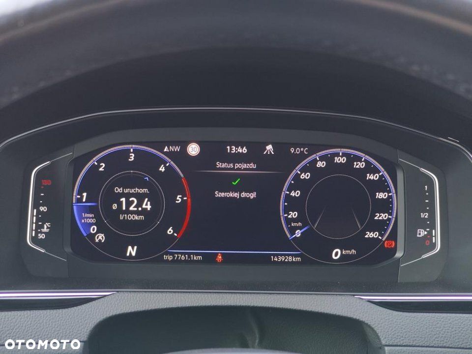 Volkswagen Passat - 31