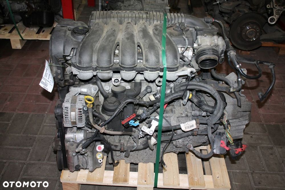 VOLVO V50 S40 C30 SILNIK 2.4 BENZYNA B5244S5/4/7 - 1