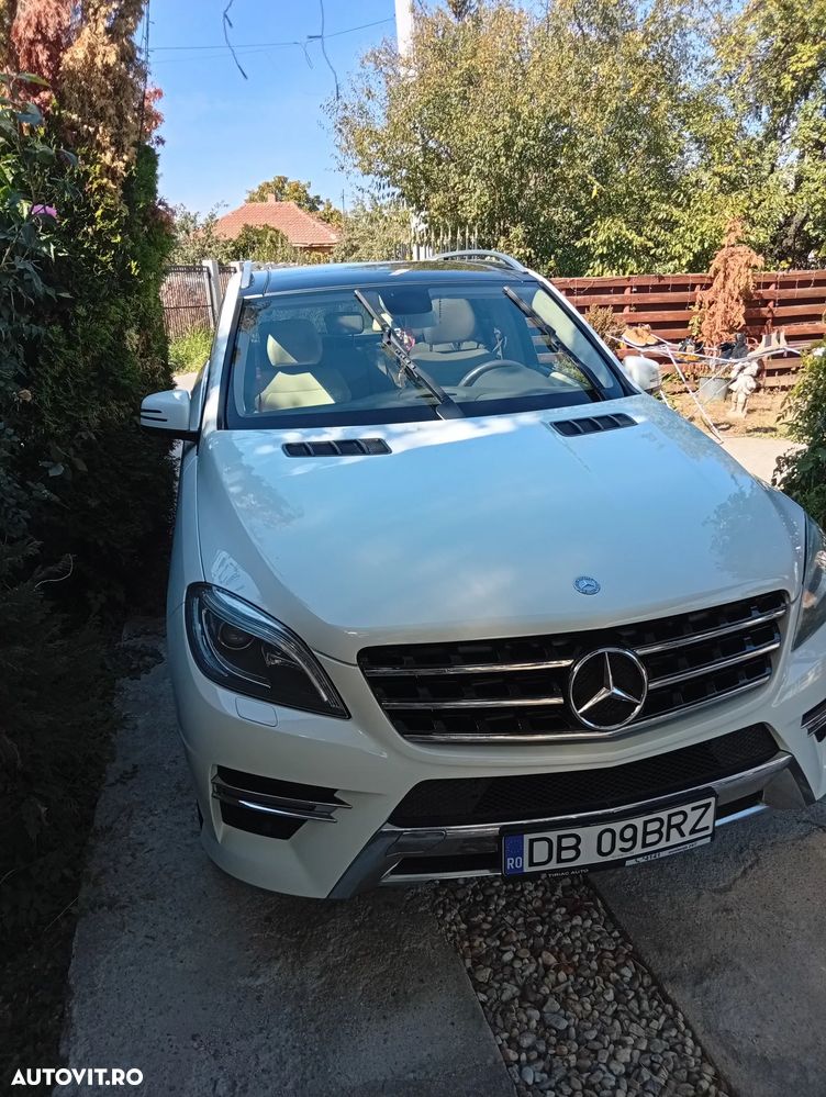 Mercedes-Benz ML 350 BlueTEC 4MATIC Aut - 2