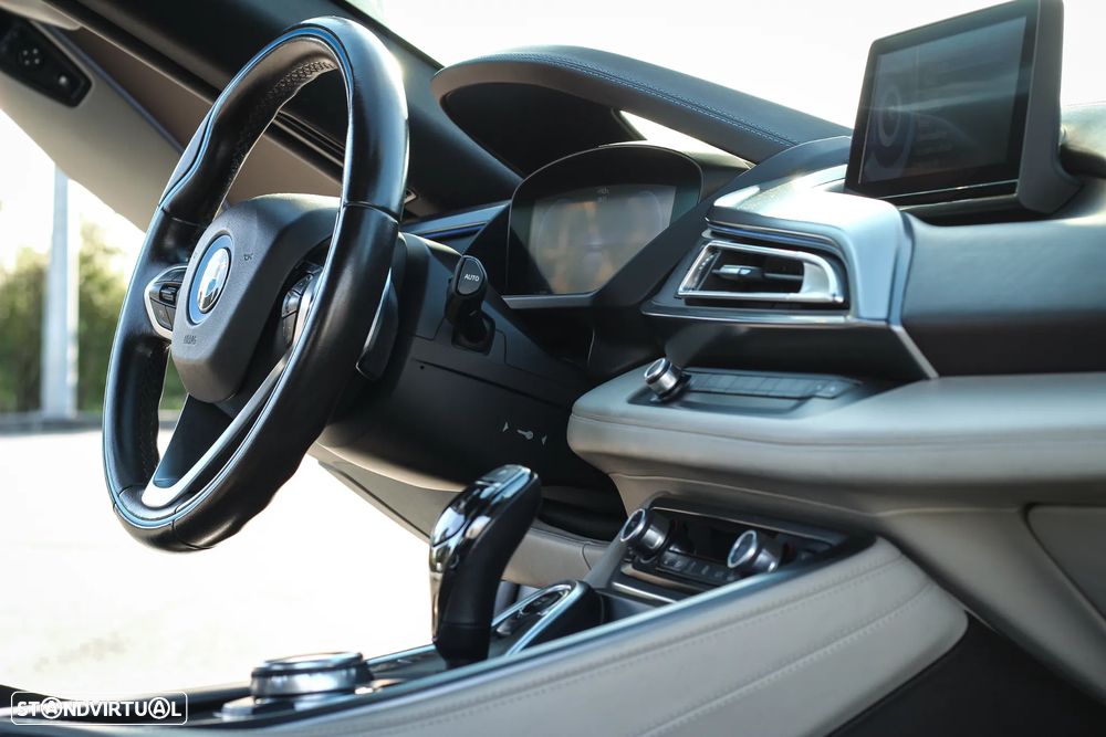 BMW i8 Standard - 24