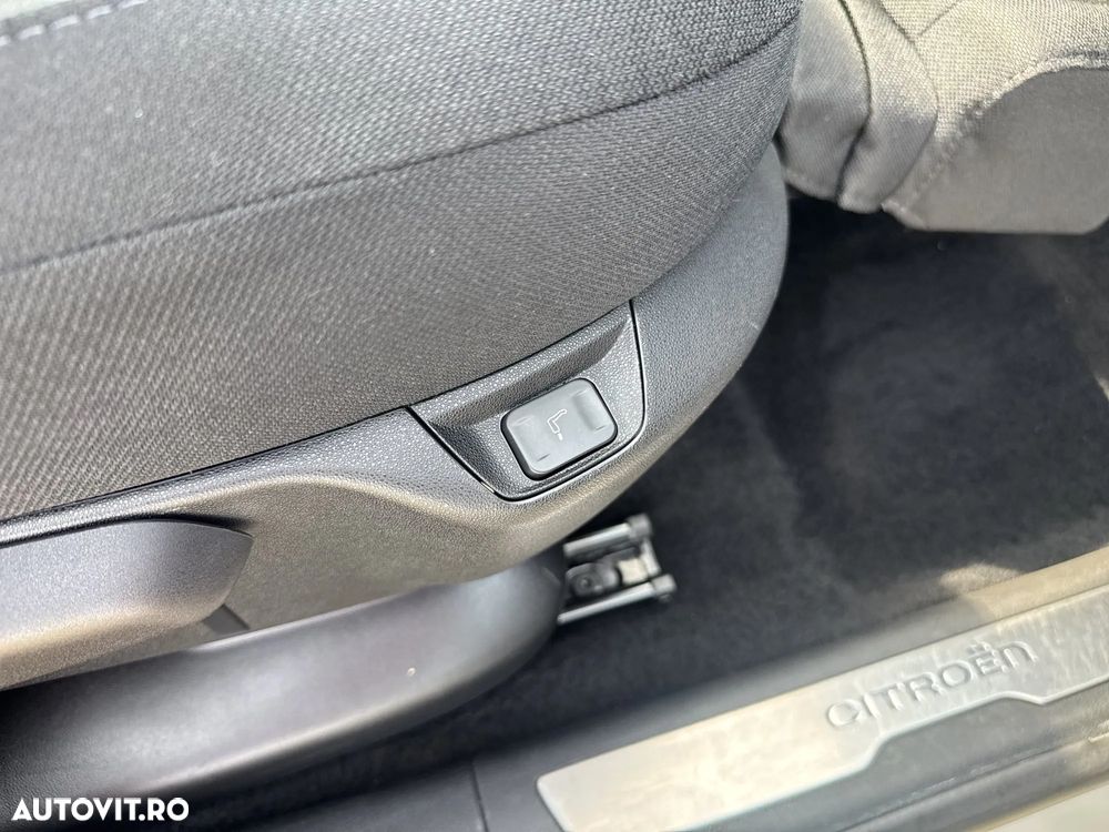 Citroën C4 Picasso 1.6 e-HDI Intensive - 20