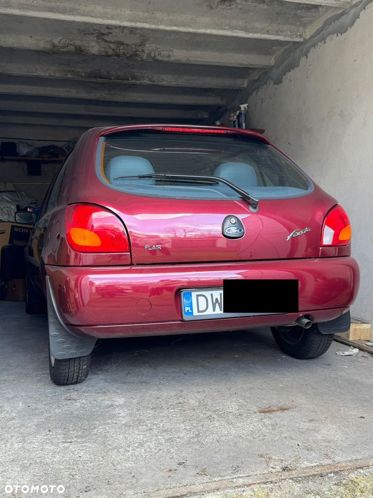 Ford Fiesta 1.3 Flair - 1