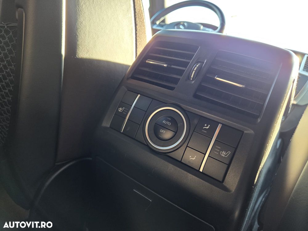 Mercedes-Benz ML 250 BlueTEC 4MATIC 7G-TRONIC - 29