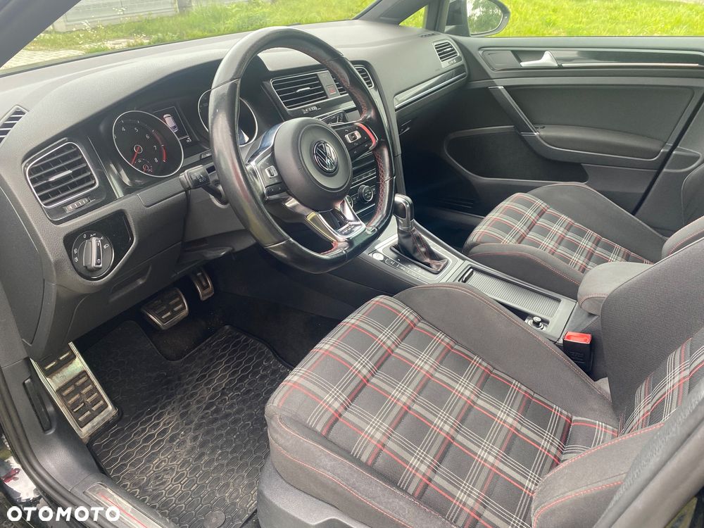 Volkswagen Golf VII 2.0 TSI BMT GTI Performance DSG - 11