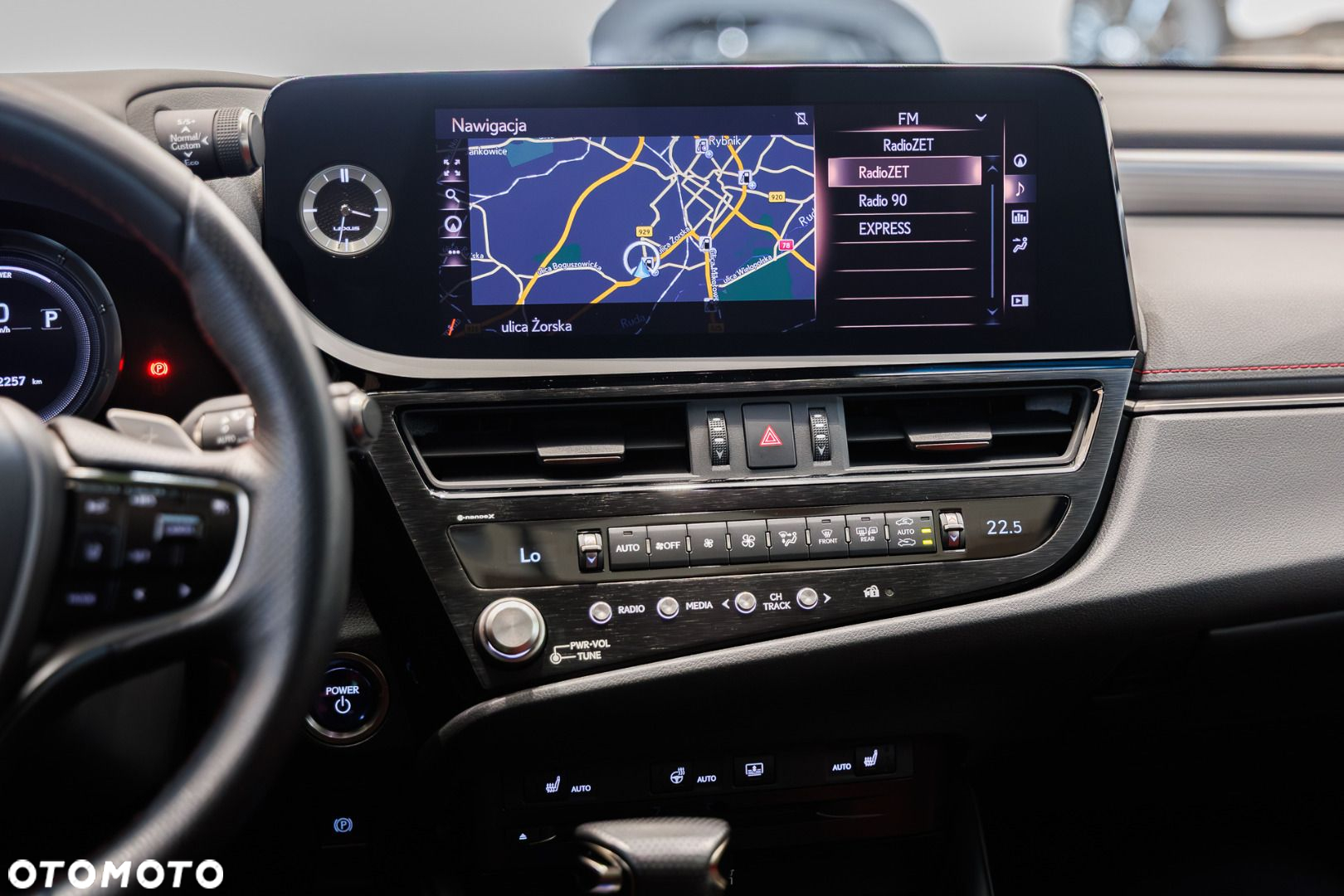 Lexus ES - 20