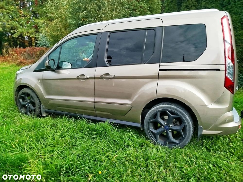 Ford Tourneo Connect 1.5 TDCi Titanium - 20