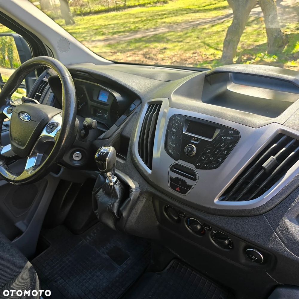Ford TRANSIT - 11