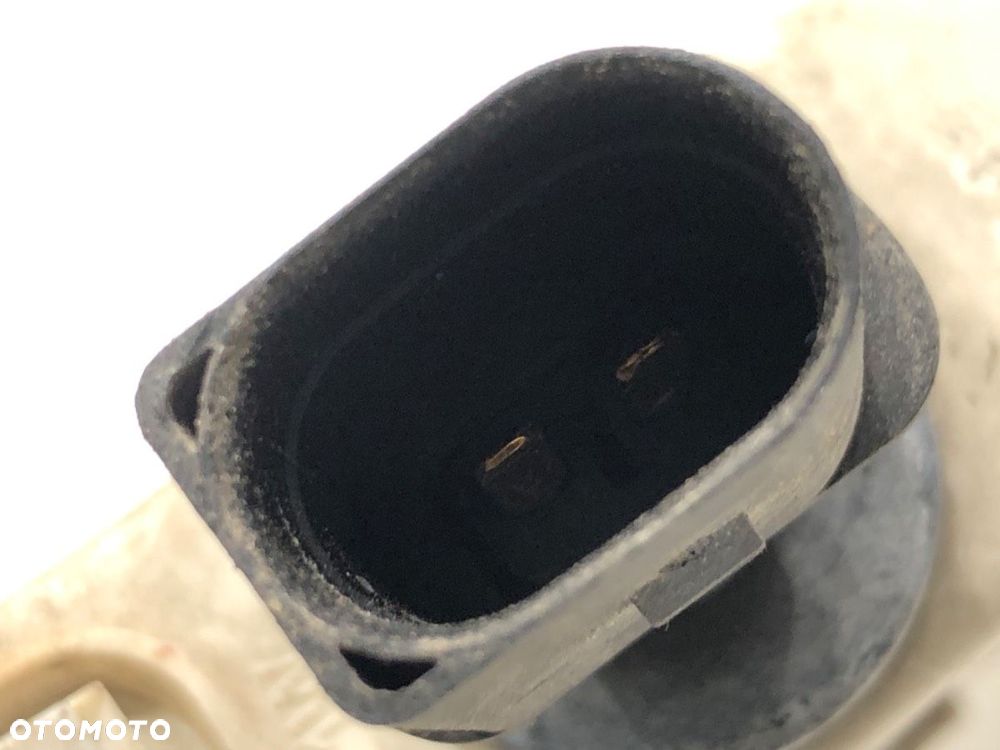 KIERUNKOWSKAZ PRAWY PRZÓD  VW PASSAT B6 Variant (3C5) 2005 - 2011 2.0 TDI 103 kW [140 KM] olej - 4