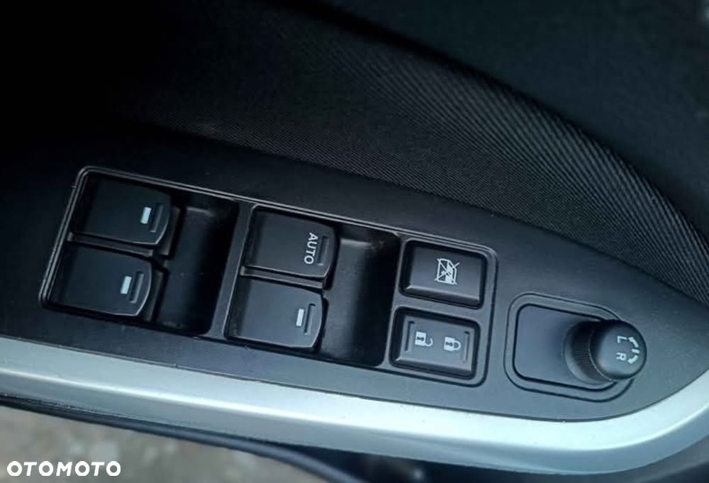 Suzuki Vitara - 15
