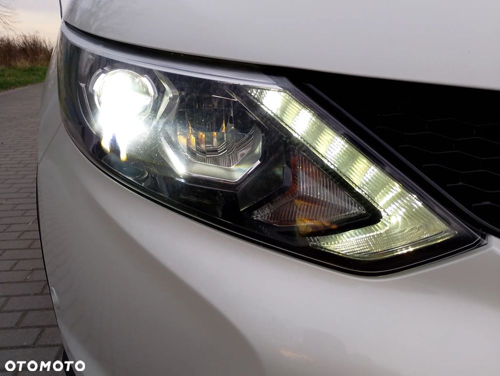 Nissan Qashqai 1.6 dCi Tekna S&S - 15