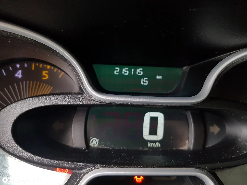Renault TRAFIC - 13