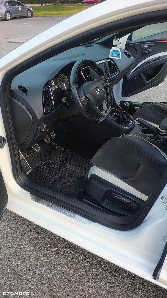 Seat Leon 2.0 TSI Cupra S&S - 12