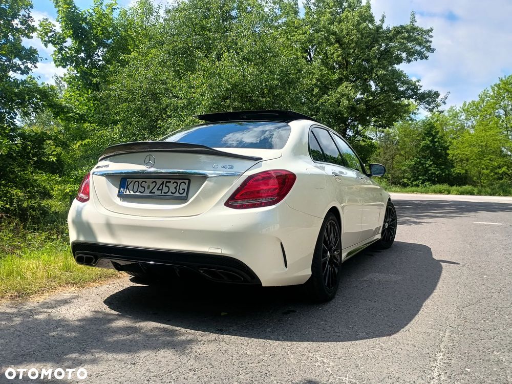 Mercedes-Benz Klasa C AMG 43 4-Matic - 15