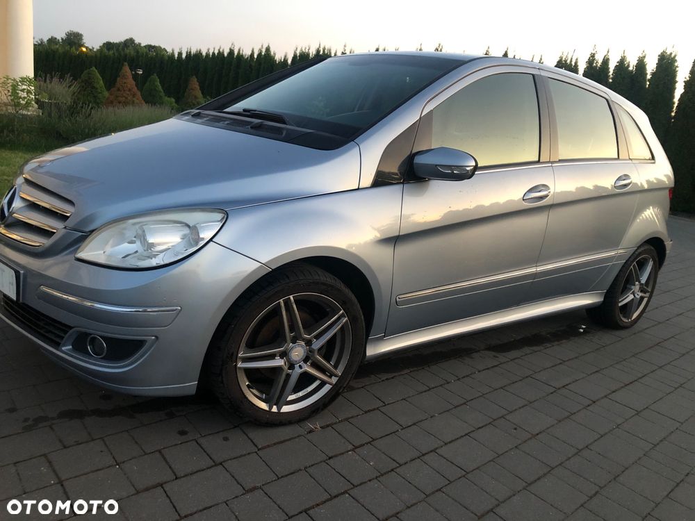 Mercedes-Benz Klasa B 150 BlueEFFICIENCY - 1