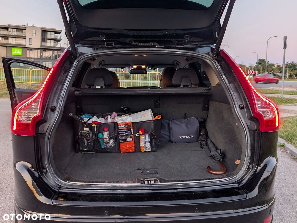 Volvo XC 60 D4 AWD Kinetic - 14