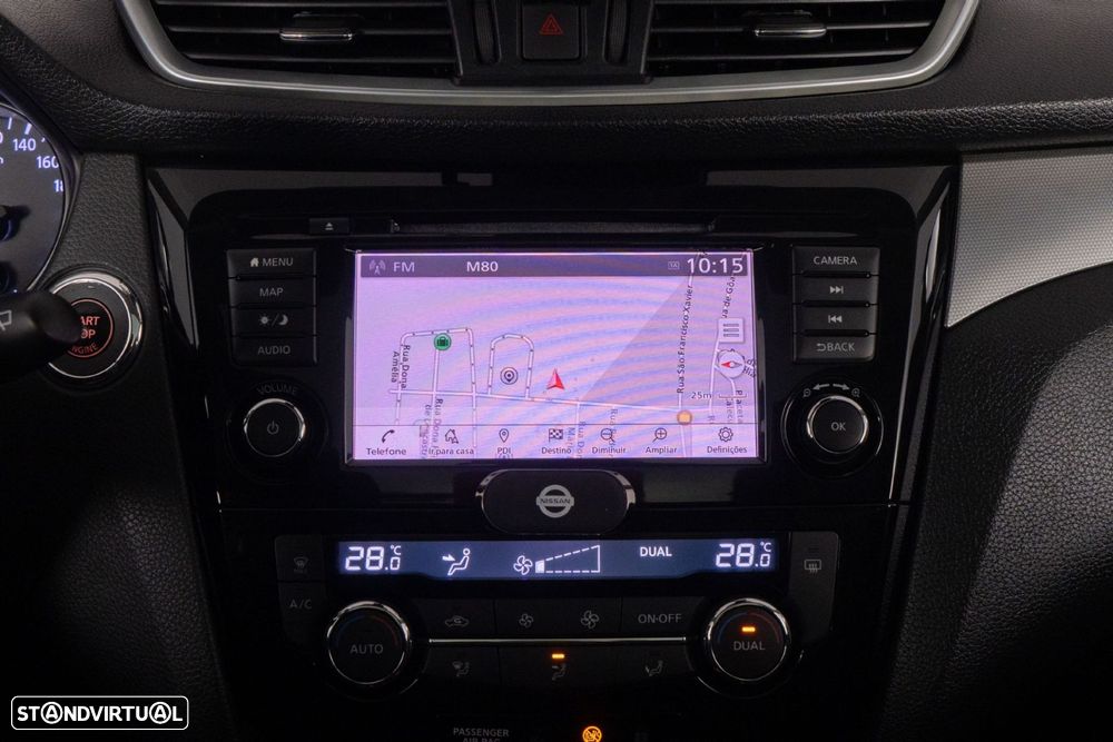 Nissan Qashqai 1.3 DIG-T N-Connecta J18 - 23