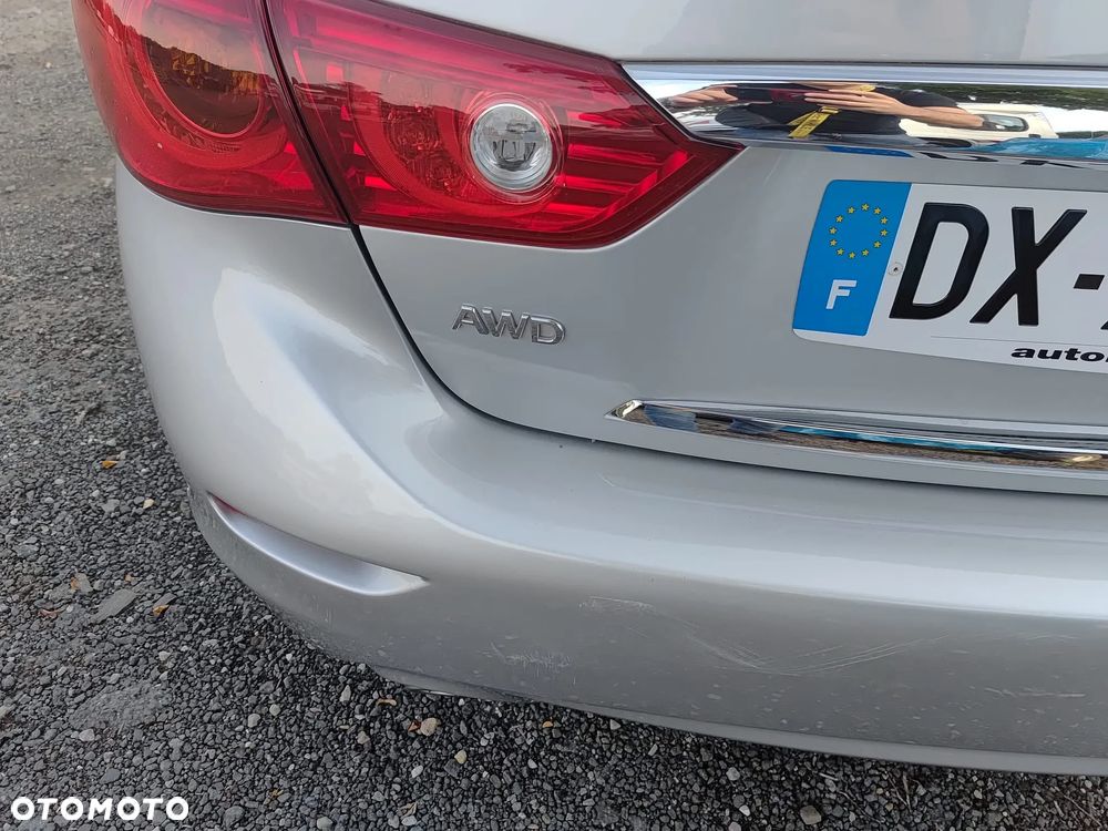 Infiniti Q50 Hybrid AWD Premium - 19