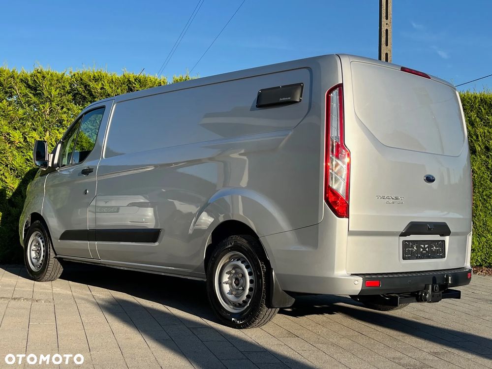 Ford Transit Custom - 11