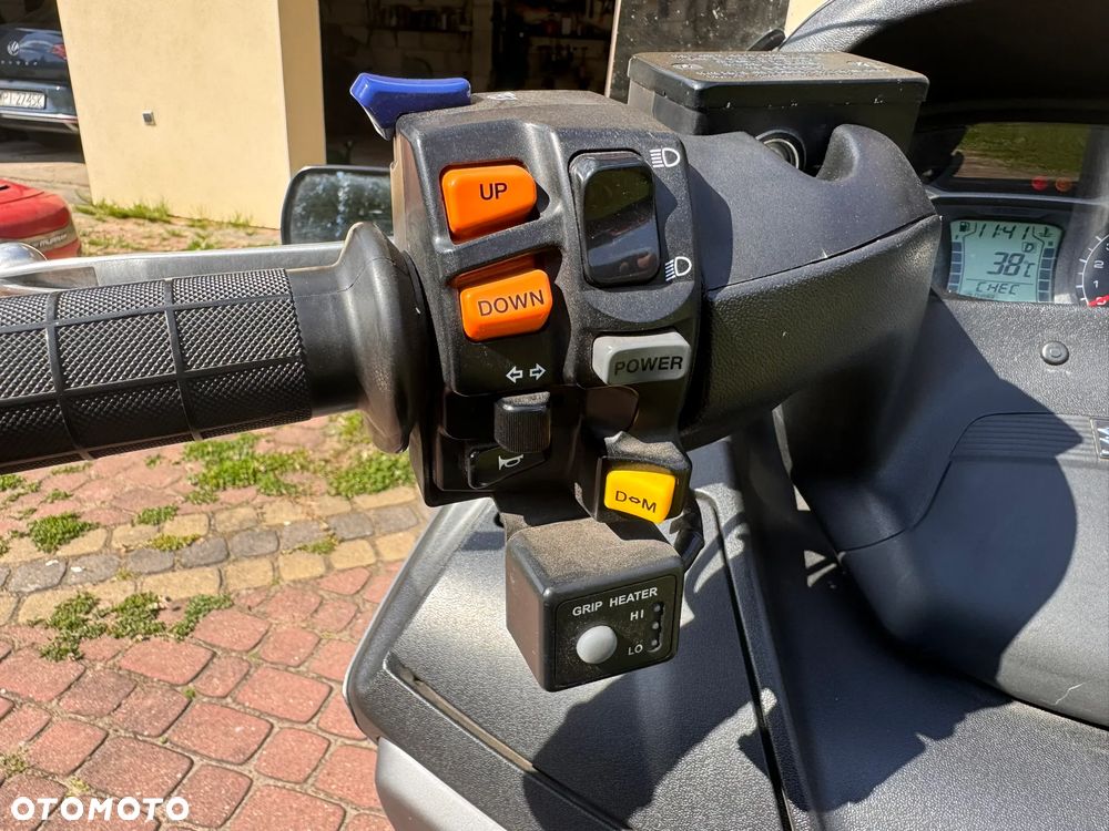 Suzuki Burgman - 9