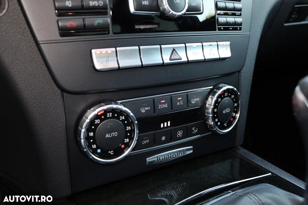 Mercedes-Benz C 220 CDI DPF Automatik Avantgarde - 34