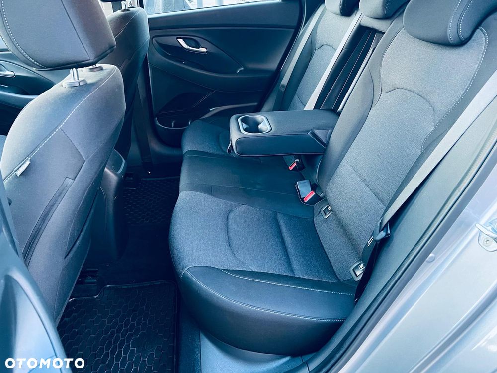 Hyundai i30 1.0 T-GDI Comfort DCT - 11