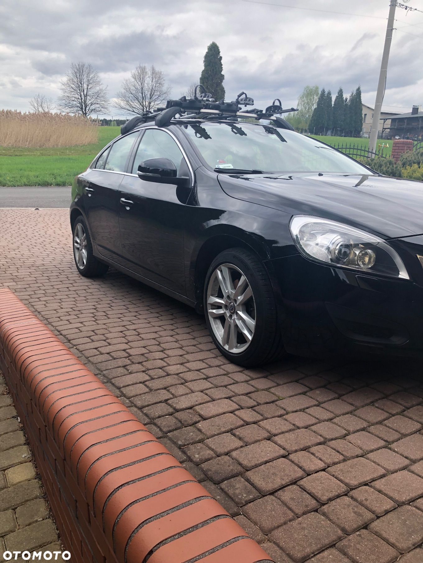 Volvo S60 T3 Momentum - 1