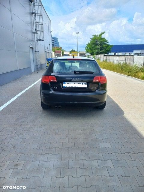 Audi A3 Sportback - 2