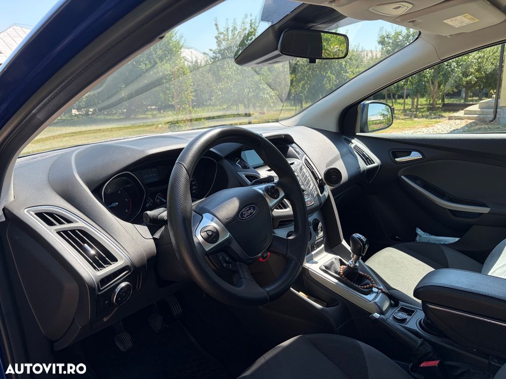 Ford Focus 1.6 TDCI ECOnetic 99g Start-Stopp-System SYNC Edition - 5
