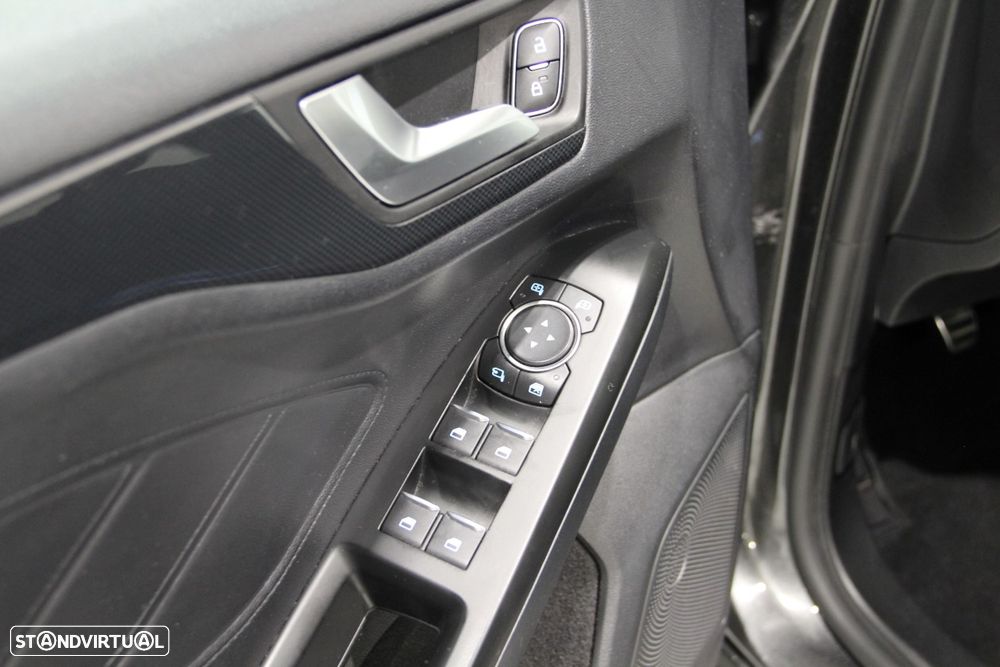 Ford Focus 1.0 EcoBoost ST-Line - 6