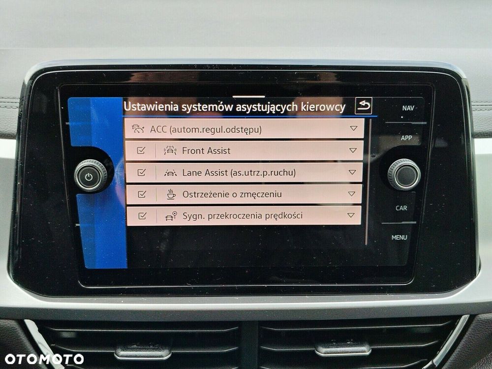 Volkswagen T-Roc - 16