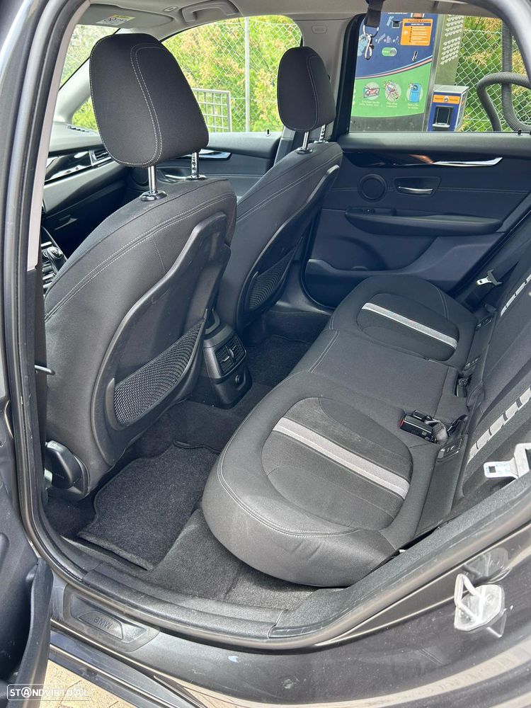 BMW 216 Active Tourer - 10