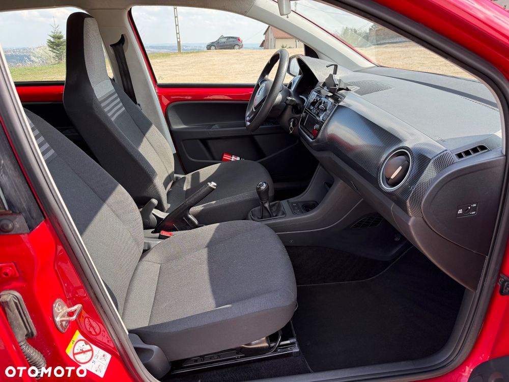 Volkswagen up! (BlueMotion Technology) beats - 11