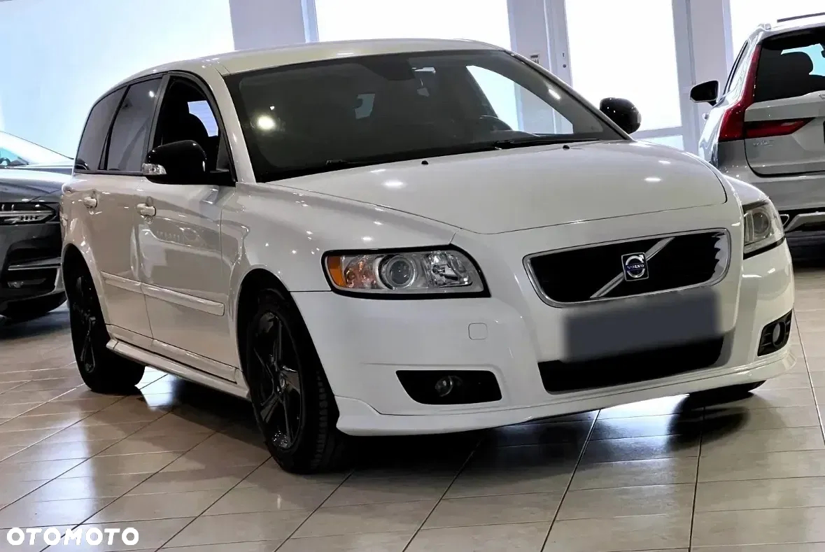 Volvo V50 D2 R-Design - 5