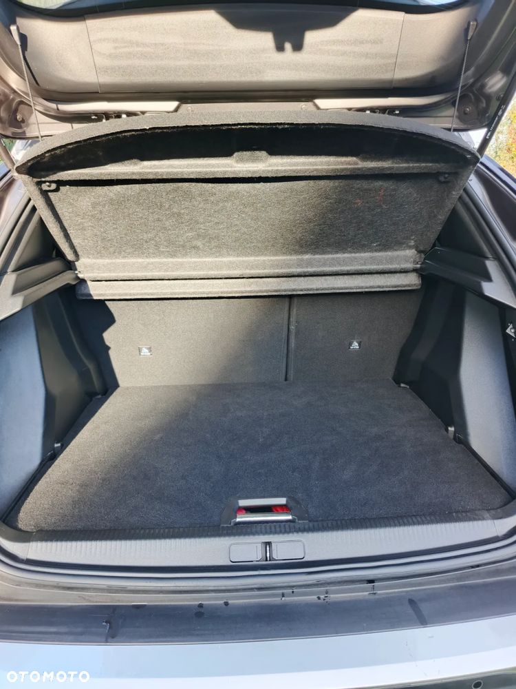 Peugeot 2008 PureTech 100 Style S&S BVM6 - 14