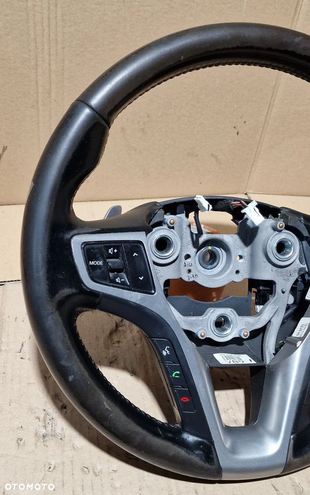 KIEROWNICA MULTIFUNKCJA ŁOPATKI SKÓRA HYUNDAI i40 - 3