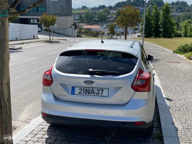 Ford Focus 1.0 SCTi Titanium - 5