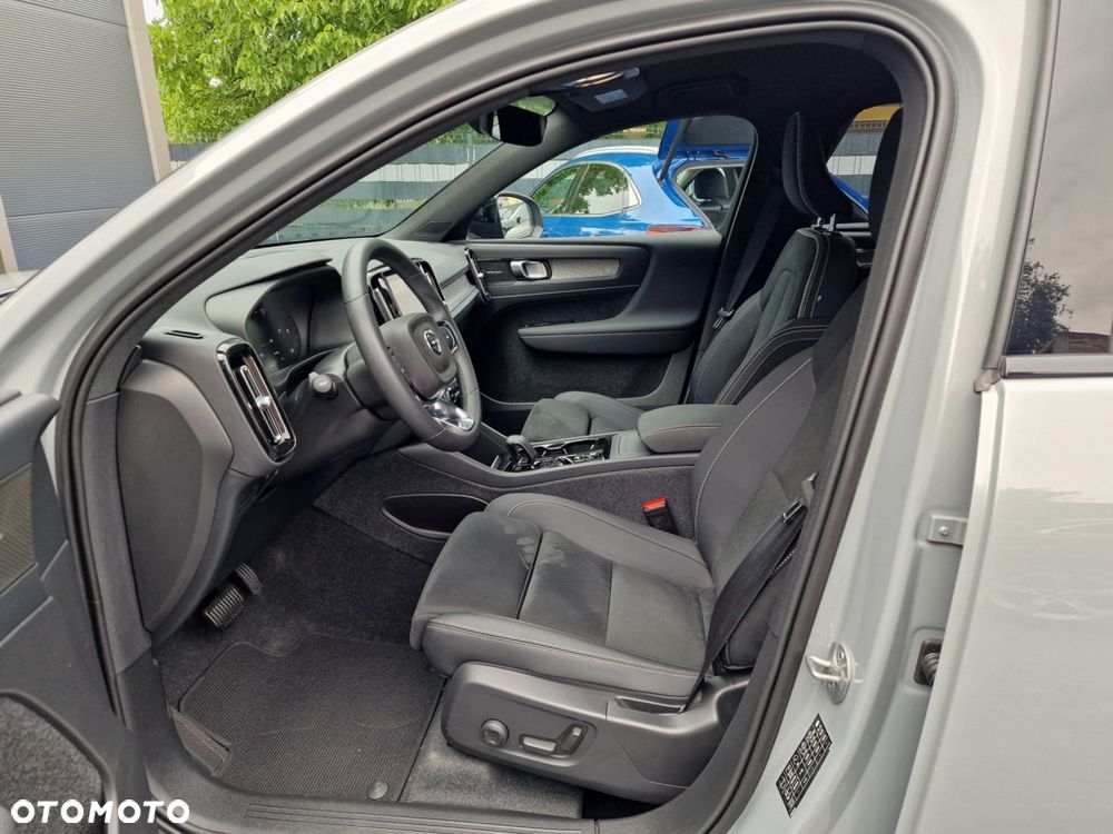 Volvo XC 40 - 23