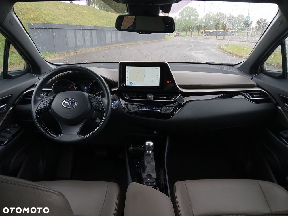 Toyota C-HR 2.0 Hybrid Executive - 12