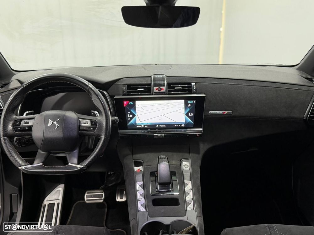 DS DS7 Crossback E-Tense Performance Line EAT8 - 8