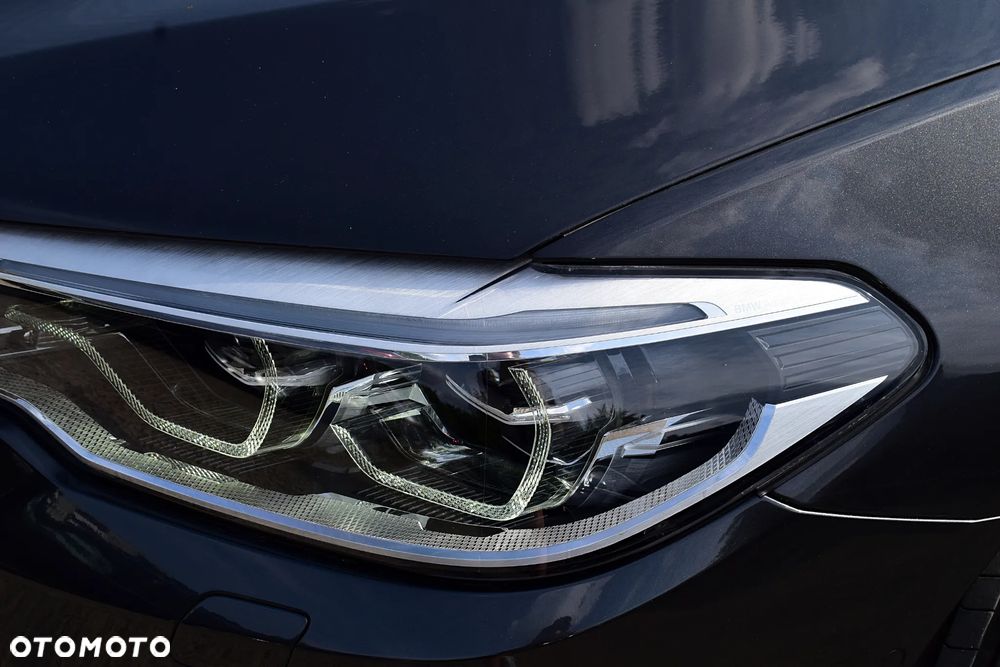 BMW Seria 5 530i xDrive M Sport sport - 29
